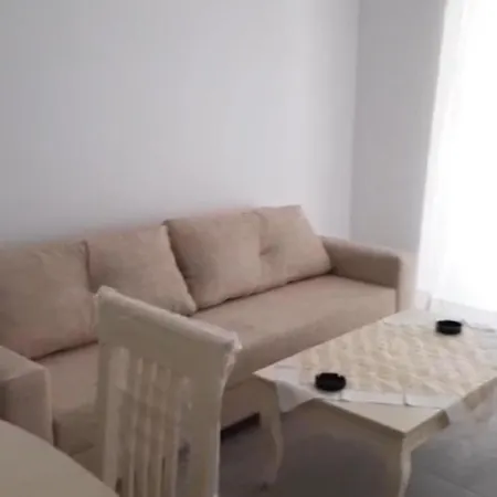 Apartment Al Secondo Piano A Qerret Kavaje Albania
